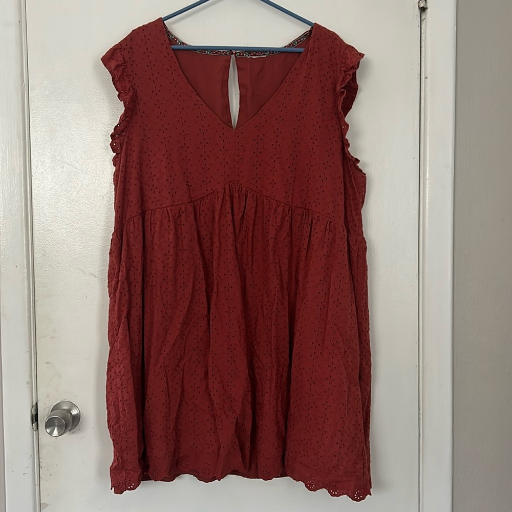 Extra Large Reddish Brown Dress